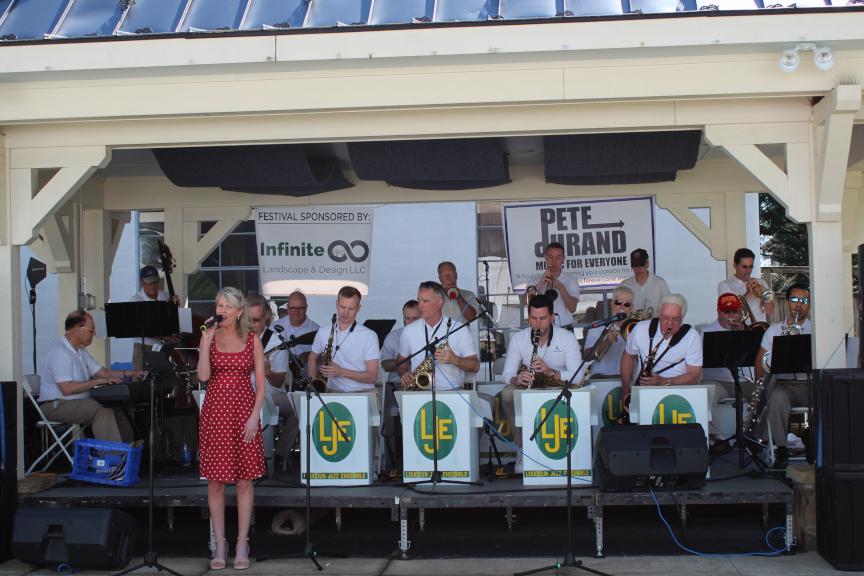 Live Music!