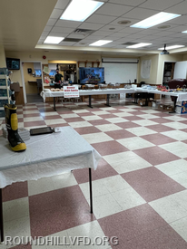 (4) 2022 December - Santa Dinner and Tour